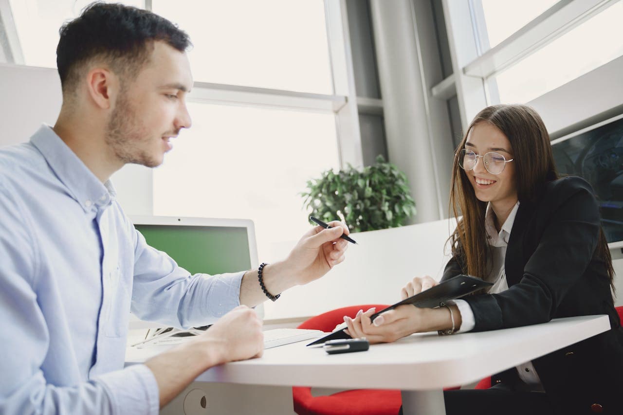 How Much Do Realtors Charge? Commission Rates, Rules & Calculator